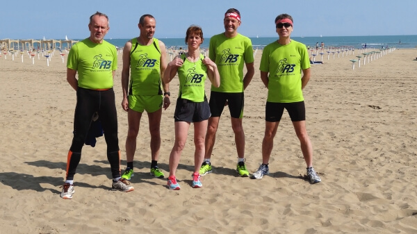 ... das A3-Laufteam absolvierte 330 Trainingskilometer ... das A3-Laufteam absolvierte 330 Trainingskilometer
